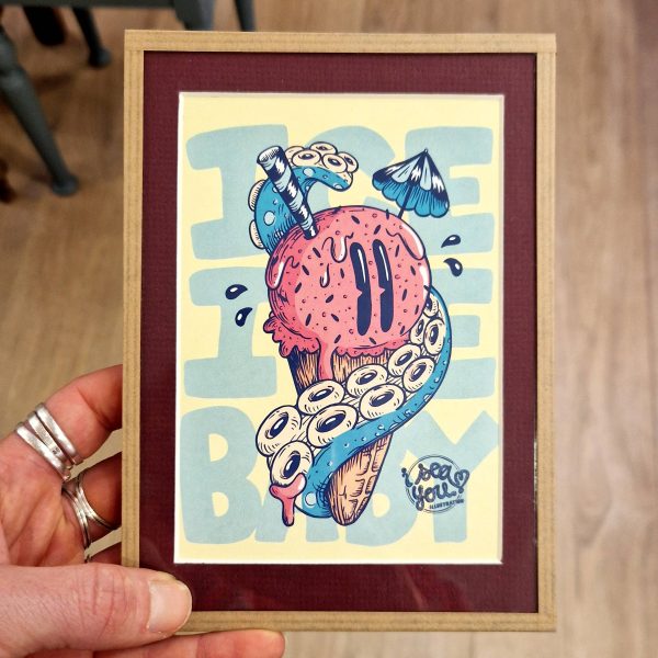 PoulpeGlace Illustration glace avec un smiley avec une tentacule de poulpe