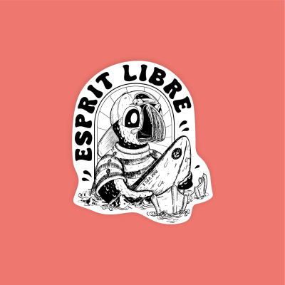 Tattoo éphémère macareux en marinière tenant une planche de surf, texte “Esprit libre”, illustration i Sea You